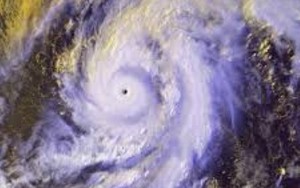 Xuất hiện cơn bão Noul rất mạnh tiến về biển Đông