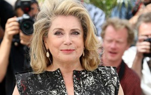 Huyền thoại điện ảnh Pháp Catherine Deneuve: Chụp ảnh 'tự sướng' làm mọi thứ trở nên tầm thường