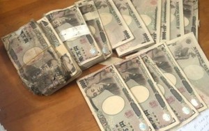 Người bán ve chai nhặt được 1 tỷ đồng: Số giàu đem đến dửng dưng...