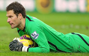 Vấn đề thủ môn của Man United: Begovic thay De Gea, tại sao không?