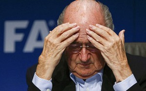 Bê bối tham nhũng ở FIFA: Chủ tịch Sepp Blatter có thể bị bắt giữ và truy tố?