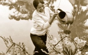 Nửa thế kỷ vẫn 'Tiếng chổi tre'