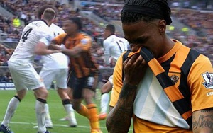 Đấm Phil Jones, cầu thủ của Hull City bị treo giò 3 trận