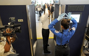 Mỹ: Sốc vì màn hình an ninh sân bay không thể phát hiện chất nổ, vũ khí