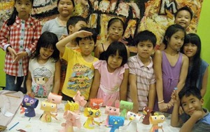 Làm gì để trẻ không lạm dụng ipad, smartphone?: Xôn xao học kịch, học vẽ, học làm bộ đội