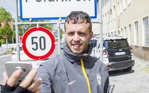 Fan Juventus đi bộ xem Chung kết Champions League sắp có mặt ở Berlin