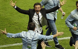 Giành 'cú ăn ba', Luis Enrique vẫn nói chưa chắc chắn ở lại Barca