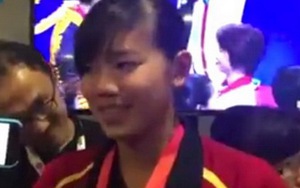 Ánh Viên bơi giỏi, nói tiếng Anh tự tin khi trả lời phỏng vấn