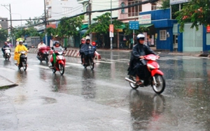 Thời tiết cuối tuần: Nắng nóng giảm, Hà Nội có mưa vài nơi