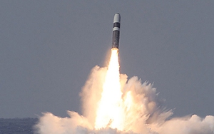 Các cường quốc hạt nhân vẫn ôm chặt lấy kho vũ khí chiến lược