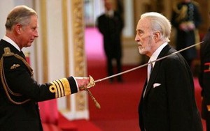 Christopher Lee - Phù thủy Saruman trong Chúa Nhẫn: Chàng Hiệp sỹ của thế kỷ