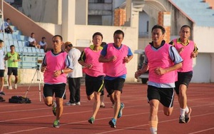 Còi vàng Nguyễn Trọng Thư bất ngờ trượt bài kiểm tra thể lực