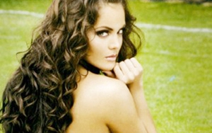 Những nữ phóng viên bốc lửa nhất tại Copa America 2015