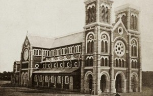 KTS Lê Thanh Sơn: Nhà thờ Đức Bà Sài Gòn pha trộn nhiều phong cách kiến trúc