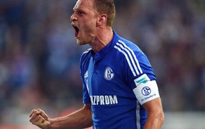 Arsenal và Milan bị hậu vệ Schalke từ chối