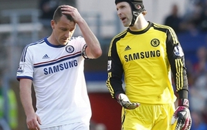 John Terry: Petr Cech sẽ cứu cho Arsenal 12-15 điểm mỗi mùa
