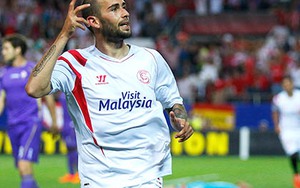 Barca chờ đợi gì ở Aleix Vidal?