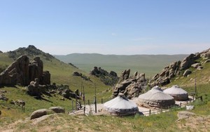 Mông Cổ du ký: Nhỏ bé ở thảo nguyên