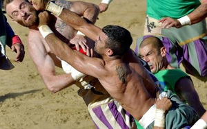 Tận mục giải tranh bóng bạo lực nhất hành tinh