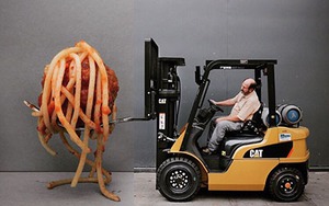 Bật cười với màn trộn ảnh đỉnh cao không qua 'tút tát' Photoshop