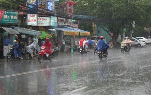 Cả nước có mưa rào và dông, vịnh Bắc Bộ có gió giật cấp 7-8