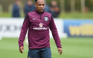 Liverpool: Tiền bán Suarez chỉ để... 'biếu' Southampton