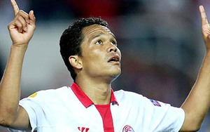 AC Milan mua Carlos Bacca: Con cá lớn là một ngư dân