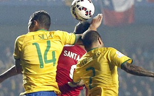 Tại sao Thiago Silva liên tục mắc sai lầm 'bóng chuyền'?
