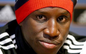 Demba Ba gia nhập Thân Hoa Thượng Hải