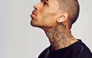 Chris Brown thắng lớn tại Lễ trao giải BET 2015