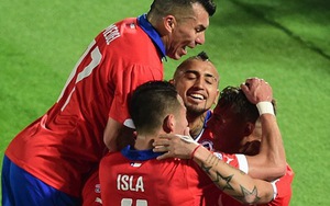 Chile 2-1 Peru: Vargas lập cú đúp, Chile vào Chung kết Copa America