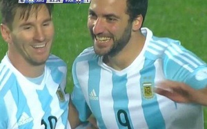 Higuain ghi bàn ấn định thắng lợi 6-1 của Argentina trước Paraguay