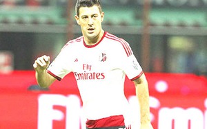 Milan thanh lọc đội hình: 'Bonera đi, ngày buồn nhất lịch sử Milan'