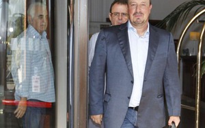 Vì sao Real Madrid không mua bom tấn cho HLV Rafael Benitez?