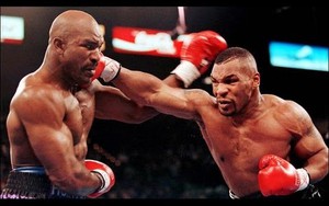 Tyson và Holyfield: Có cắn tai vẫn cứ là bạn của nhau