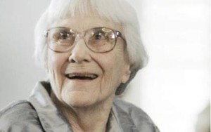 Harper Lee được tặng sách 'Go Set a Watchman' trước ngày phát hành