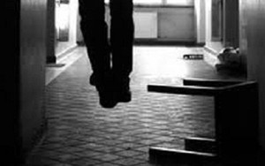 Phó Giám đốc Trung tâm Bảo trợ xã hội Hải Dương chết trong tư thế treo cổ tại nhà