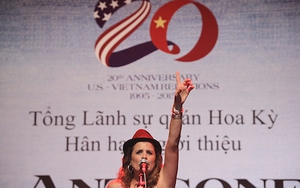 Khi nàng Antigone trỗi dậy