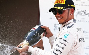 Lewis Hamilton: Chiến thắng xoa dịu nỗi đau... thất tình