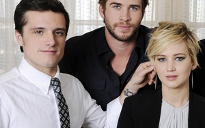 Diễn viên 'Húng nhại 2' ngủ thân mật bên nhau trong ngày quay cuối cùng