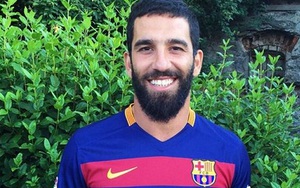 Barca bị chỉ trích vì chiêu mộ Arda Turan quá nhanh