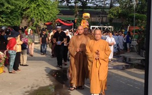 Đưa tang 6 nạn nhân vụ thảm sát ở Bình Phước về nơi an nghỉ cuối cùng