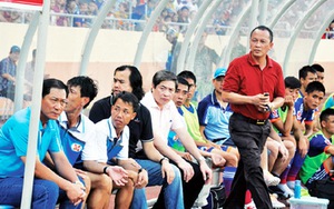 Chuyển động bóng đá Việt ngày 15/7: Chủ tịch CLB Than Quảng Ninh trực tiếp cầm quân