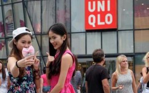 Trung Quốc sôi sục vì video sex trong phòng thay đồ của hãng Uniqlo