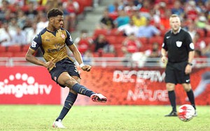 Hàng công Arsenal: Akpom trẻ, tài năng nhưng chưa đủ 'trình'