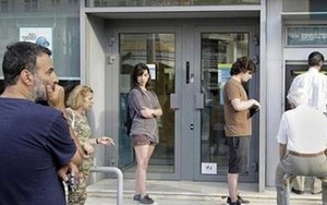 Hy Lạp thiệt hại 3 tỷ euro sau 3 tuần đóng cửa ngân hàng