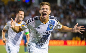 Gerrard ghi bàn và vẫn không quên Liverpool trong trận ra mắt LA Galaxy