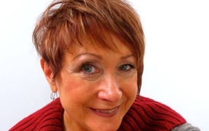 Nữ bác sĩ làm việc cho Man United 2 thập kỉ, chữa mắt cho Paul Scholes đã qua đời