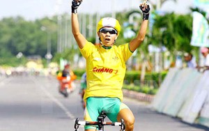 Giải xe đạp nữ toàn quốc mở rộng – Cúp Truyền hình An Giang 2015: Nguyễn Thị Thật mất Áo vàng