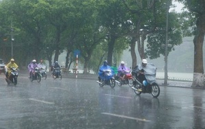 Cả nước có mưa rào và dông vào chiều tối